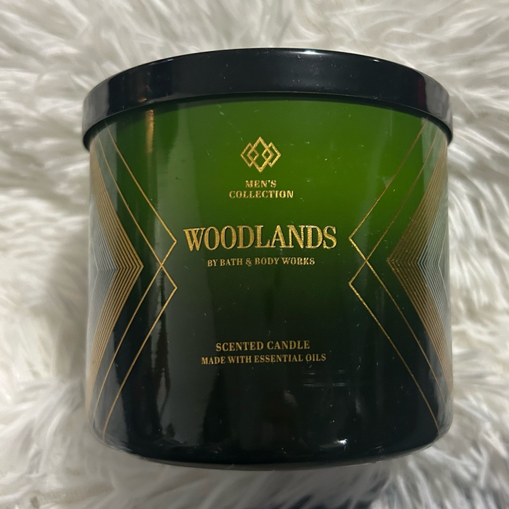 Bath & Body Works Men's Collection Woodlands 3-wick Scented Candle 14.5 oz New! - Picture 4 of 14